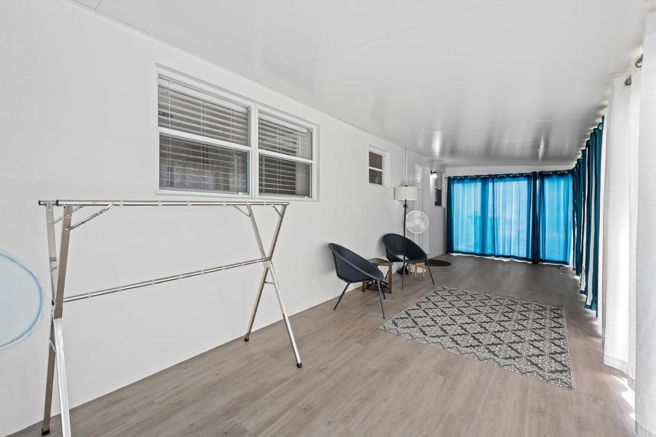 הלנדל ביץ' Comfy Bnb W/ King Bed + Work/Travel + Beach 8 Min מראה חיצוני תמונה